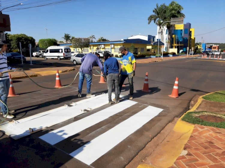 Demutran intensifica sinalização horizontal nas ruas de Costa Rica