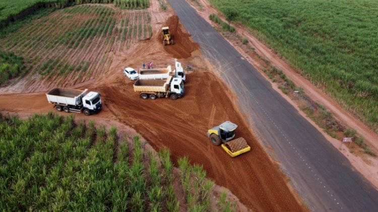 Secretaria de Obras intensifica ações para garantir a manutenção das estradas rurais do município