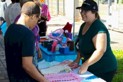 CAPS II realiza Bazar solidário com peças e artesanatos produzidos pelos usuários do serviço