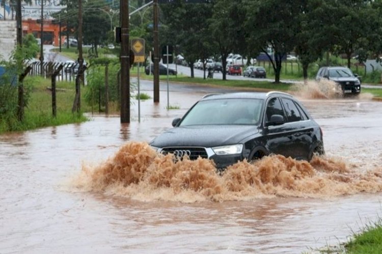 Com tempo instável em MS, cuidados devem ser redobrados em meio às chuvas