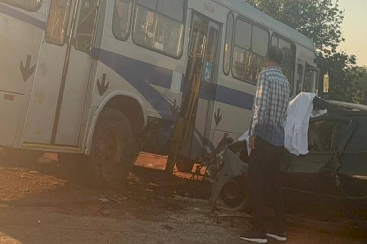 Colisão entre carro e ônibus deixa um morto na BR-060 no MS