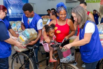 Assistência Social inicia entrega de 4.724 cestas da Campanha Natal Solidário